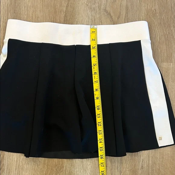 Emily McCarthy Chic Black and White Women's Mini Skirt Size L - Picture 8 of 8
